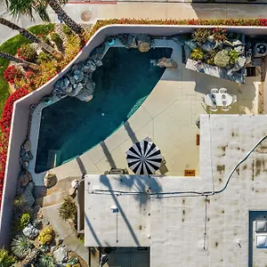 Private Pool & Mountain Views! Apartment Palm Springs